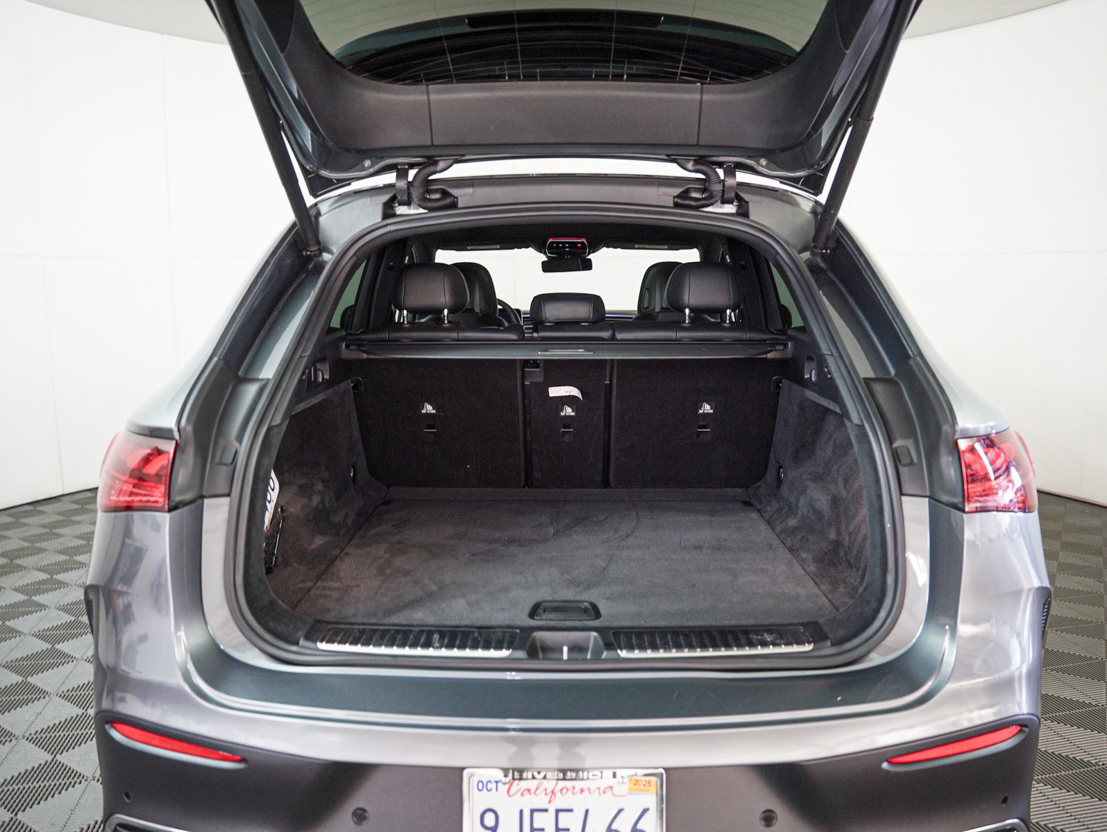 2023 Mercedes Benz EQE SUV 350 4MATIC photo 2
