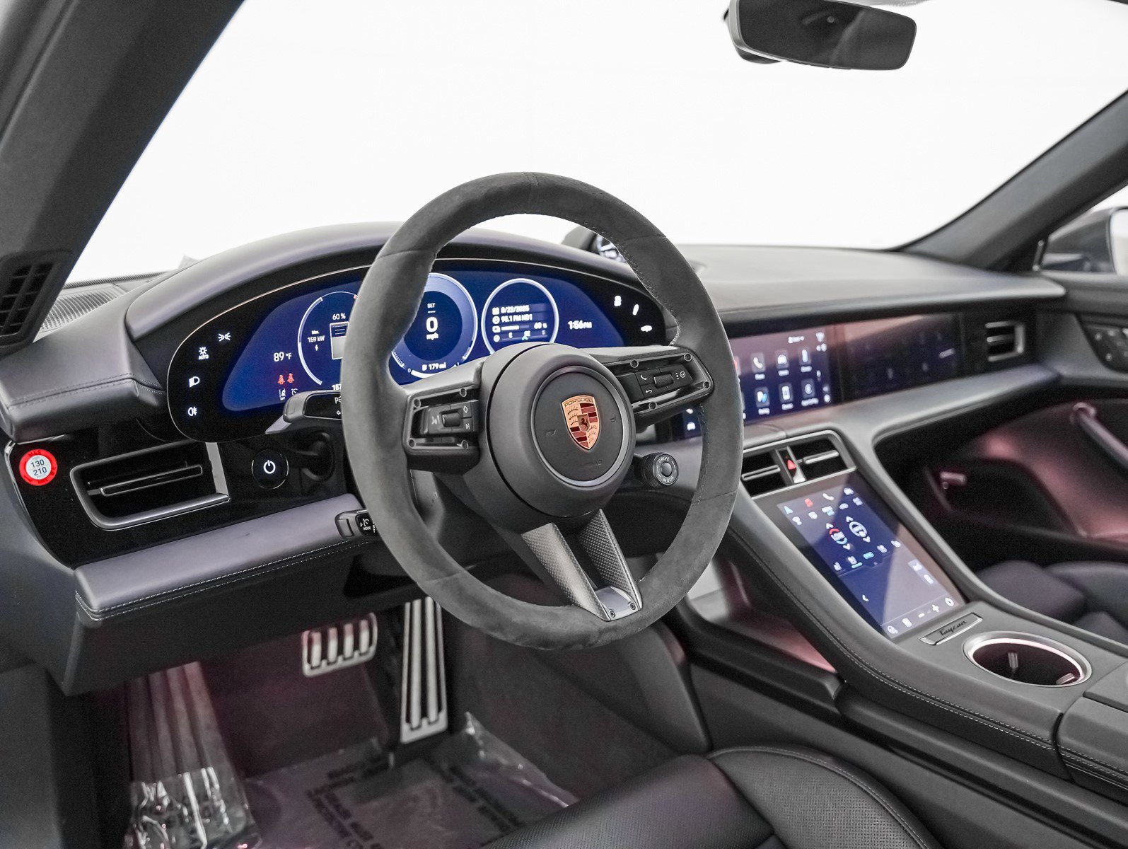 2025 Porsche Taycan 4S photo 4