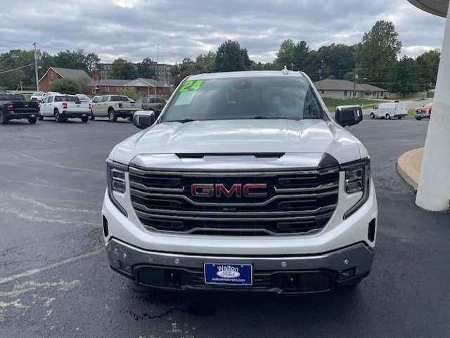 Used 2024 GMC Sierra 1500 SLT with VIN 1GTUUDED2RZ150614 for sale in Kansas City