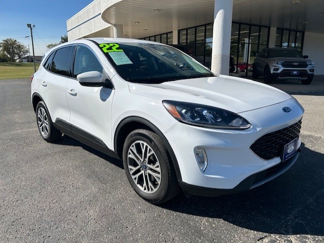 Used 2022 Ford Escape SEL with VIN 1FMCU9H64NUB24749 for sale in Kansas City