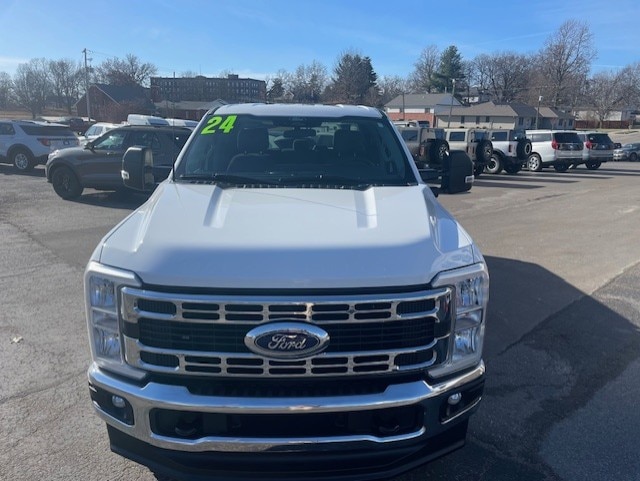 Used 2024 Ford F-250 Super Duty XLT with VIN 1FT8W2BT0REC20968 for sale in Kansas City