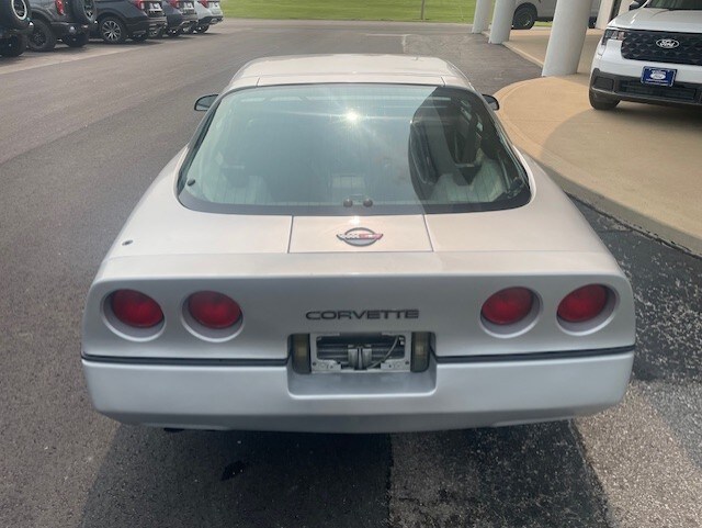 1985 Chevrolet Corvette photo 4