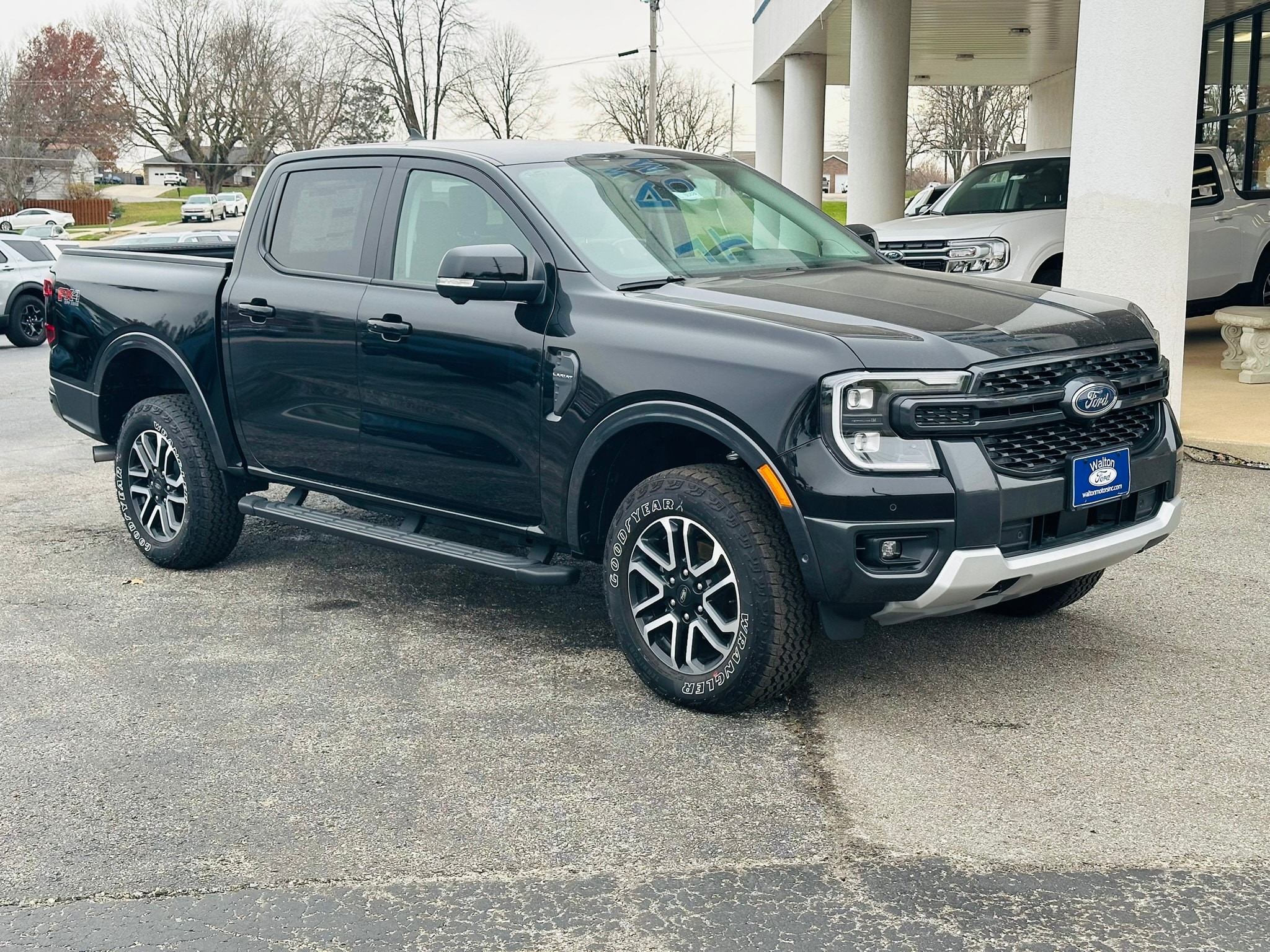 Used 2024 Ford Ranger Lariat with VIN 1FTER4KH5RLE31810 for sale in Kansas City