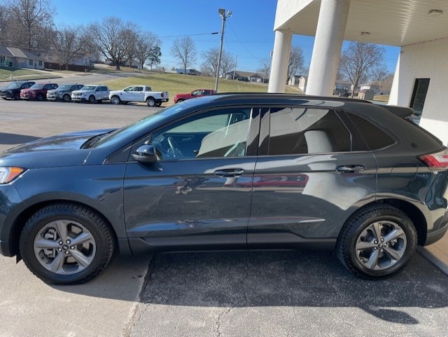 Used 2024 Ford Edge SEL with VIN 2FMPK4J93RBA43378 for sale in Kansas City