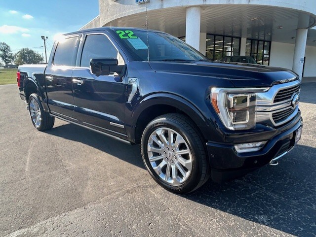 2022 Ford F-150 Limited photo 3