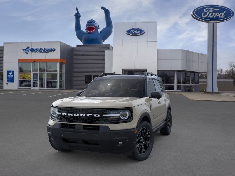 2025 Ford Bronco Sport Outer Banks photo 2