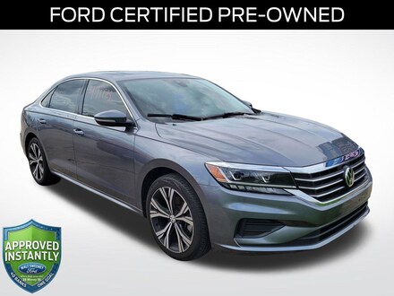 2022 Volkswagen Passat 2.0T SE Sedan