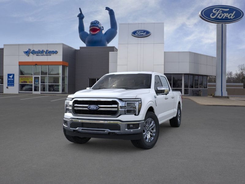 2025 Ford F-150 Lariat photo 2