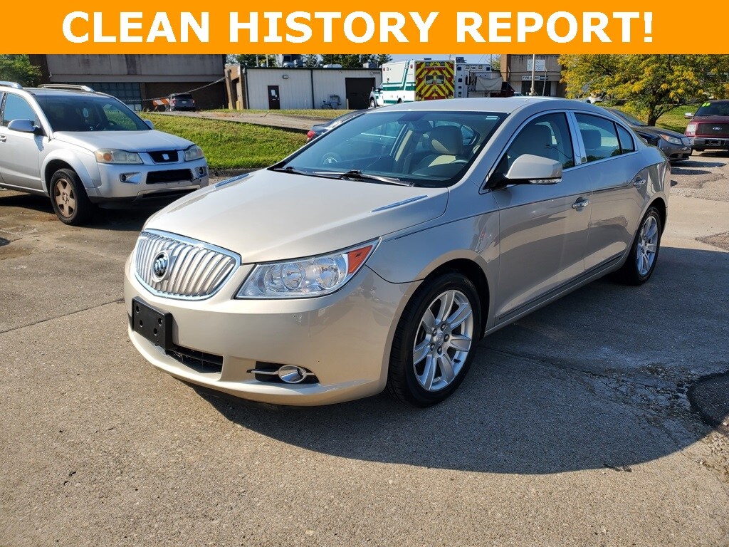 2010 Buick LaCrosse CXL photo 2