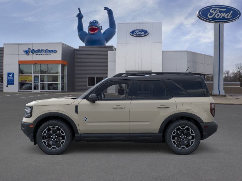 2025 Ford Bronco Sport Outer Banks photo 3