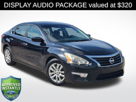2014 Nissan Altima 2.5 S Sedan