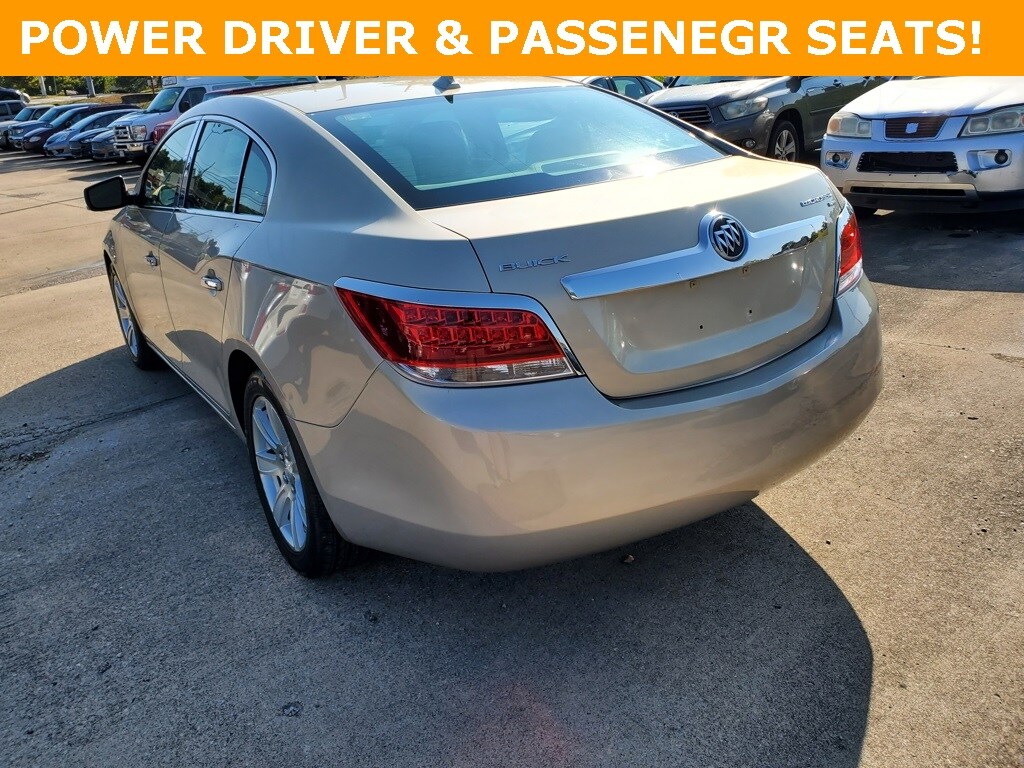 2010 Buick LaCrosse CXL photo 3