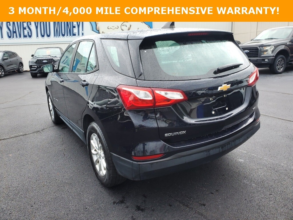 2020 Chevrolet Equinox LS photo 2