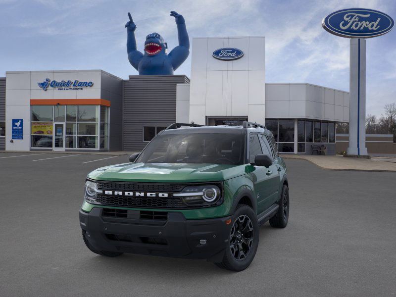 2025 Ford Bronco Sport Outer Banks photo 2