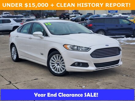 2015 Ford Fusion Energi SE Luxury Sedan