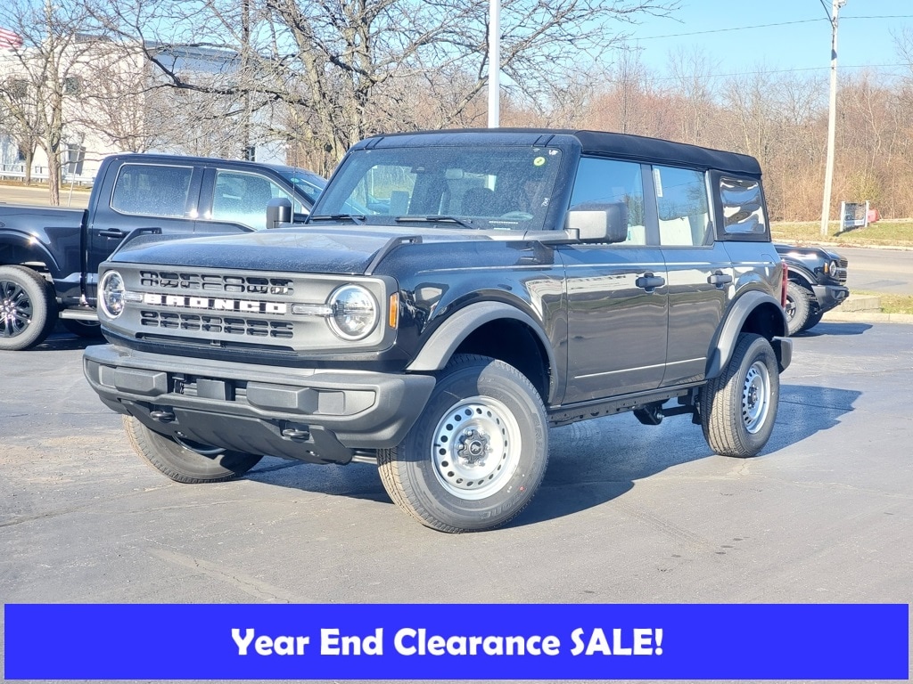 2025 Ford Bronco 4-Door Base's photo