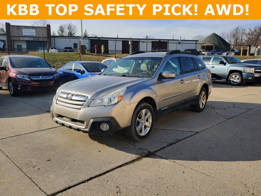 Used 2014 Subaru Outback 2.5i Premium with VIN 4S4BRBCC4E3323517 for sale in Cincinnati, OH