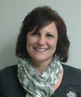 Staff member Rebecca Shackelford from ID_a4761254f091