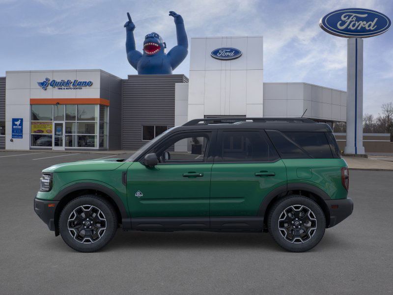 2025 Ford Bronco Sport Outer Banks photo 3