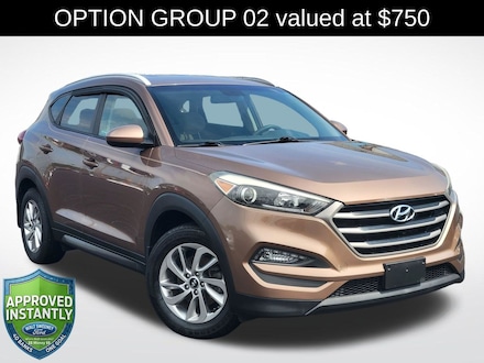 2016 Hyundai Tucson SE w/Beige Interior SUV