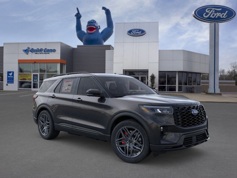 2026 Ford Explorer ST - Photo 8