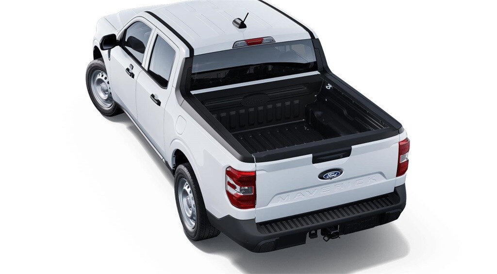 2025 Ford Maverick XL photo 2
