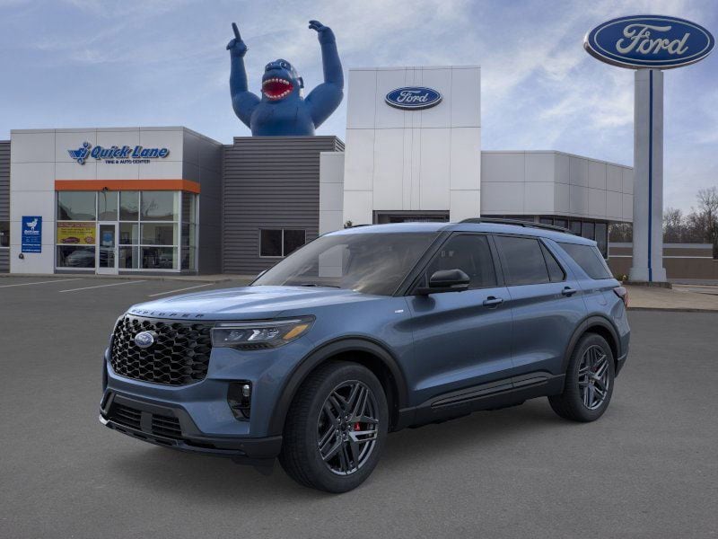 2026 Ford Explorer ST-LINE's photo