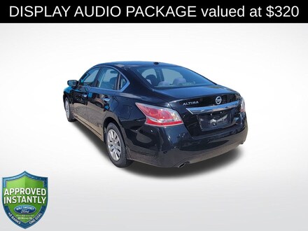 2014 Nissan Altima 2.5 S Sedan