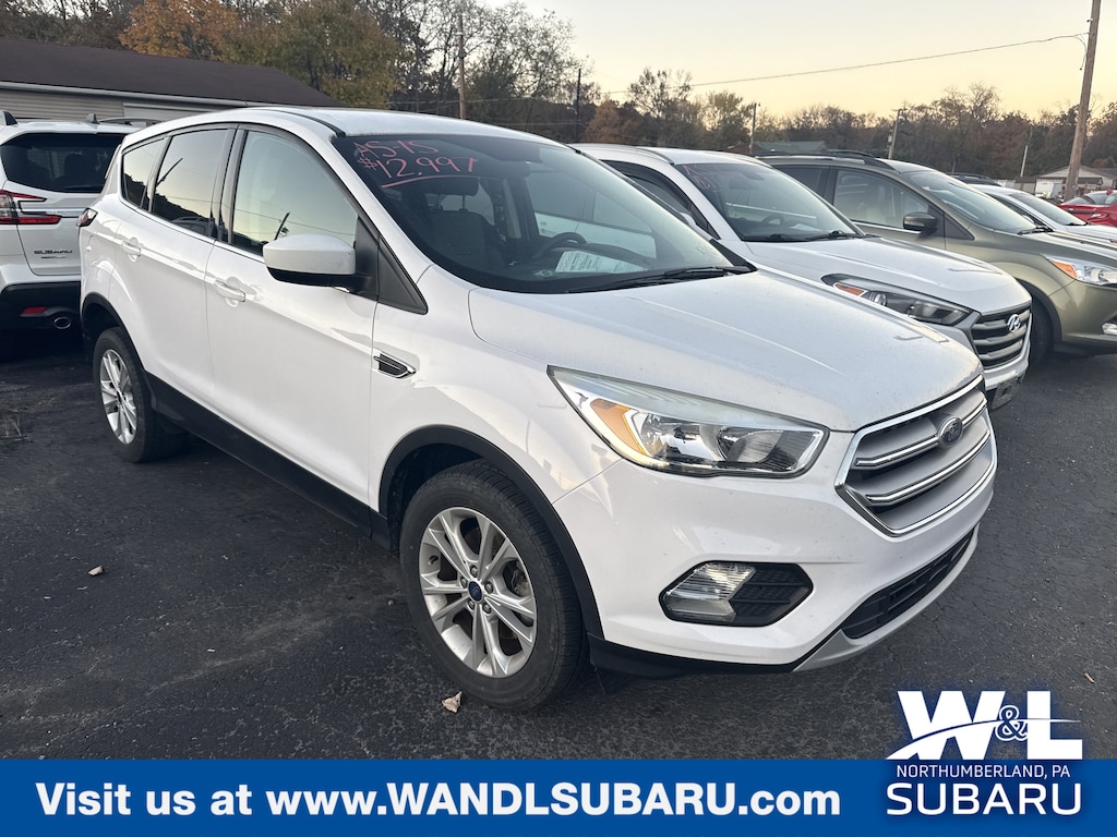 Used 2017 Ford Escape SE SUV