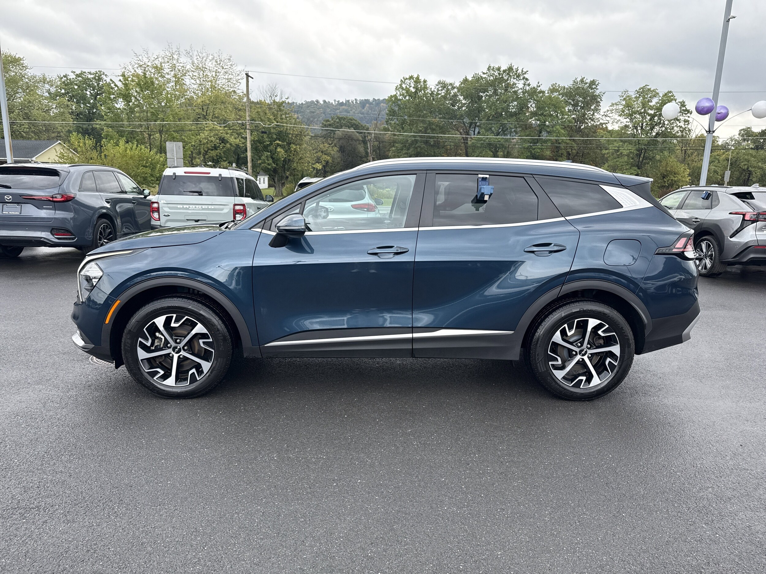 2023 Kia Sportage Hybrid EX photo 4