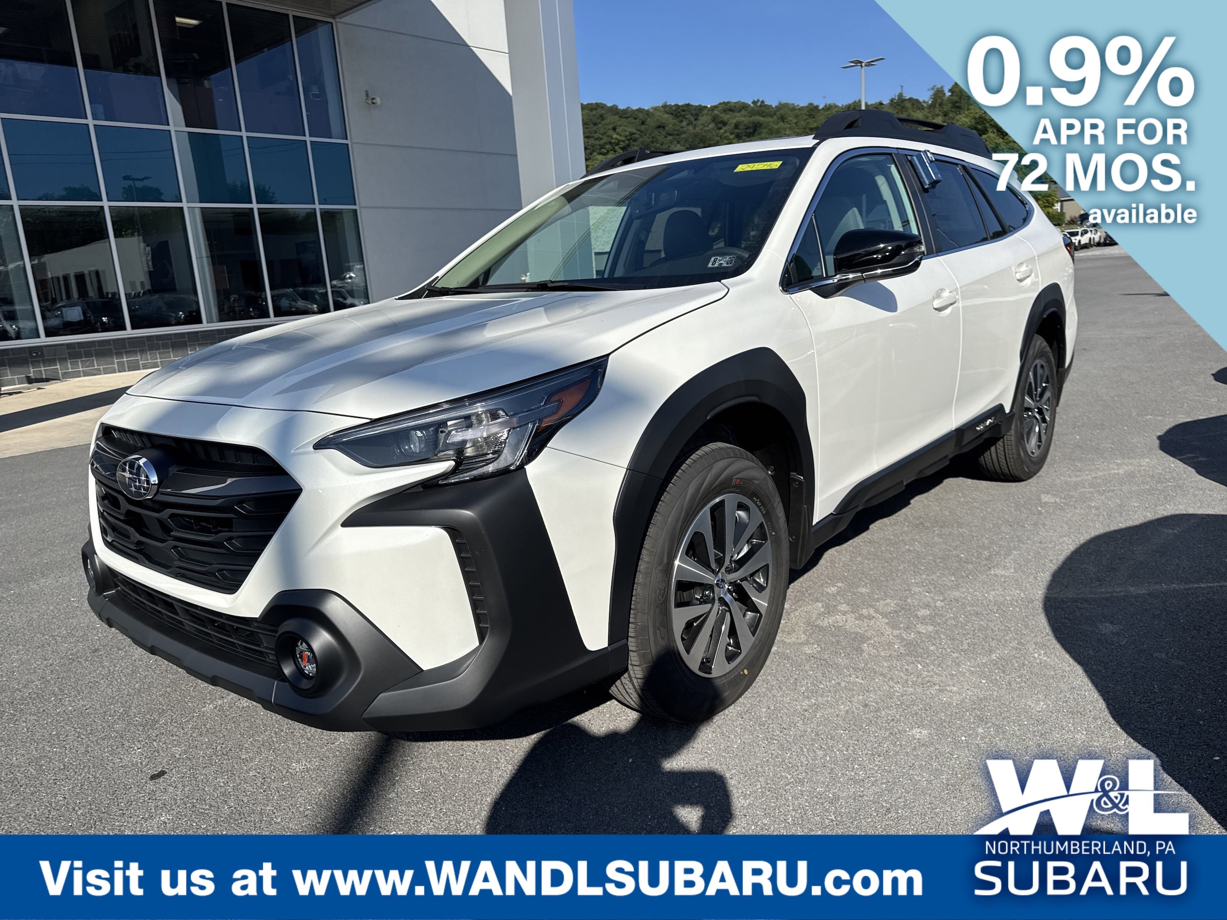 2025 Subaru Outback Premium's photo