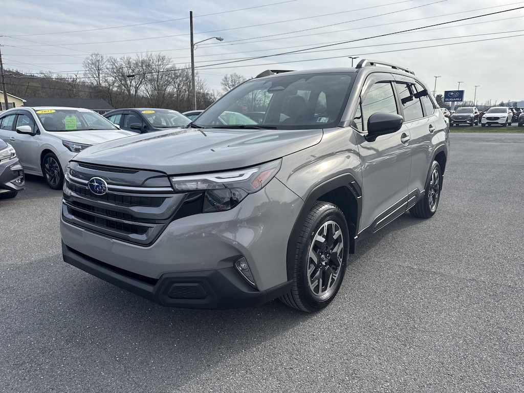 Certified 2025 Subaru Forester Premium W BSD/Rcta/PRG SUV