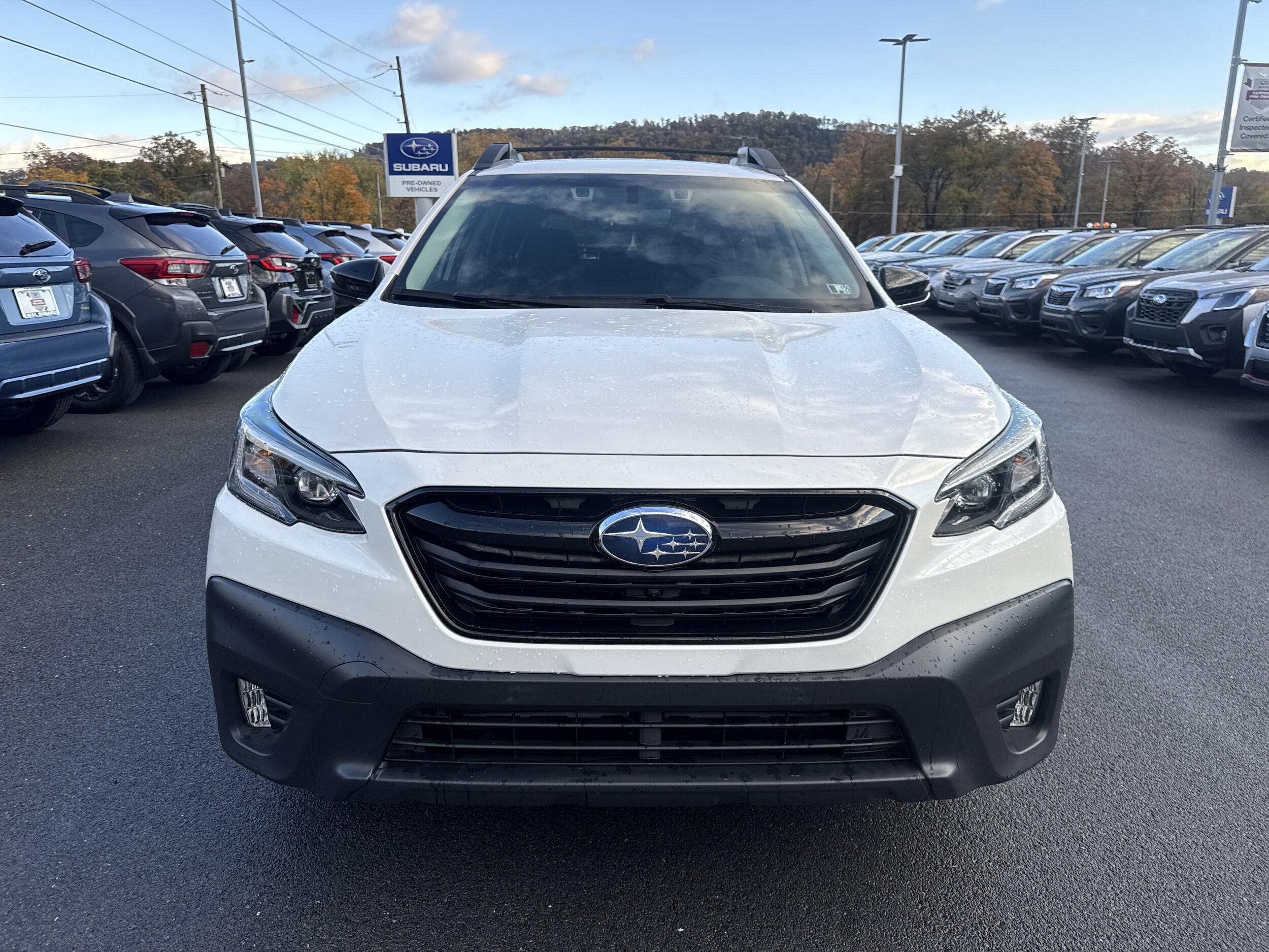 2022 Subaru Outback Onyx Edition XT photo 2