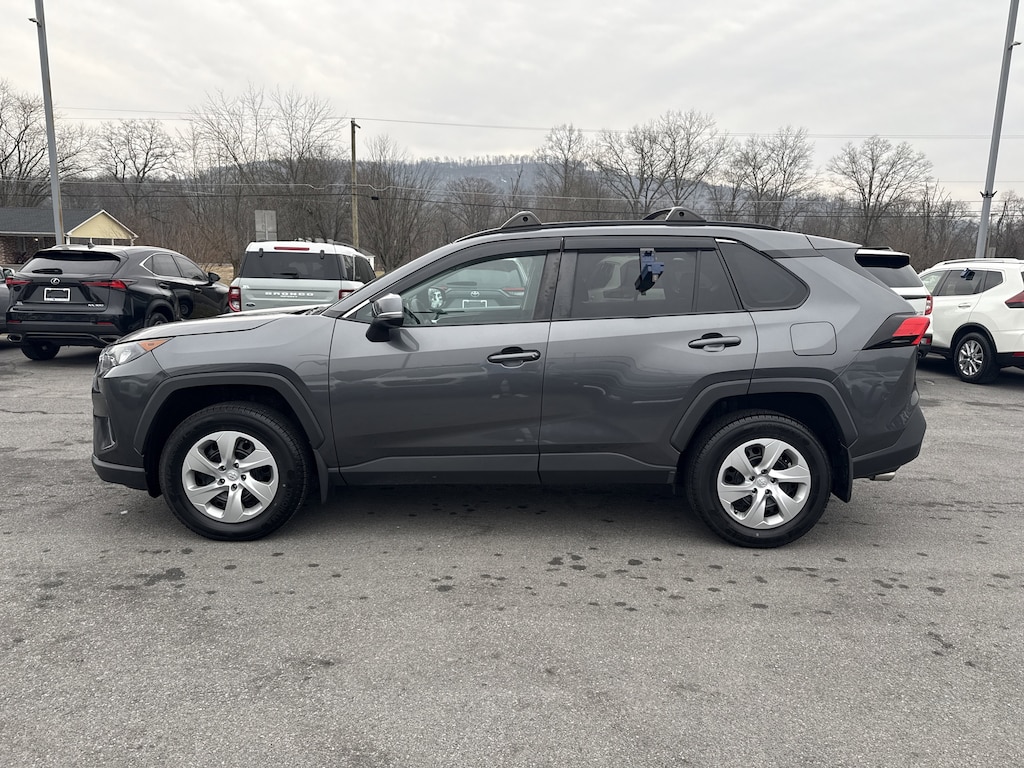 Used 2021 Toyota RAV4 LE SUV
