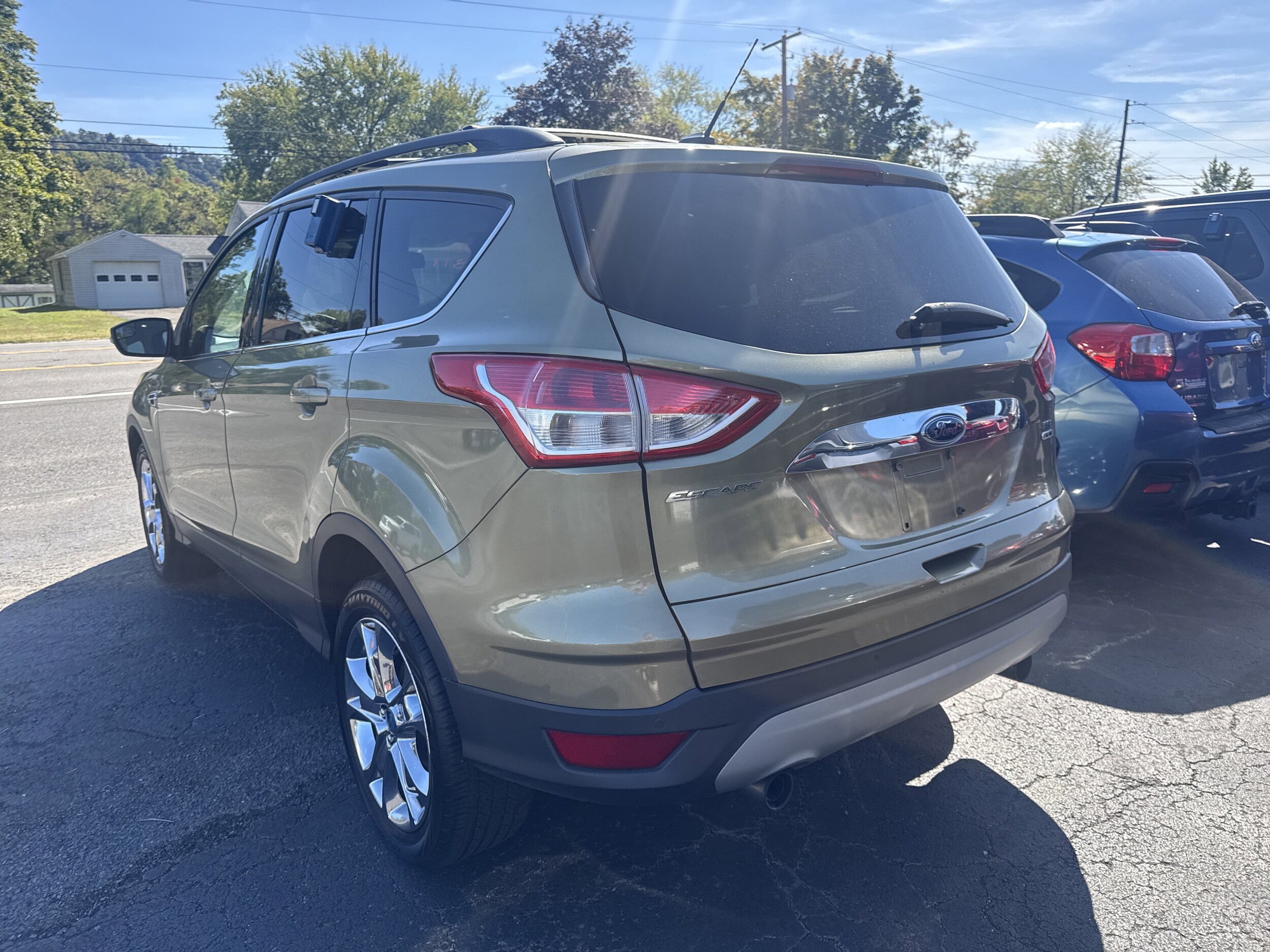 2013 Ford Escape SEL photo 3