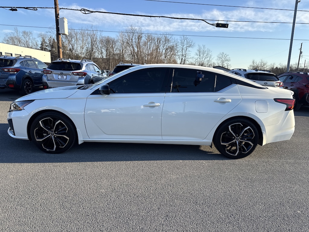 Used 2023 Nissan Altima 2.5 SR Sedan