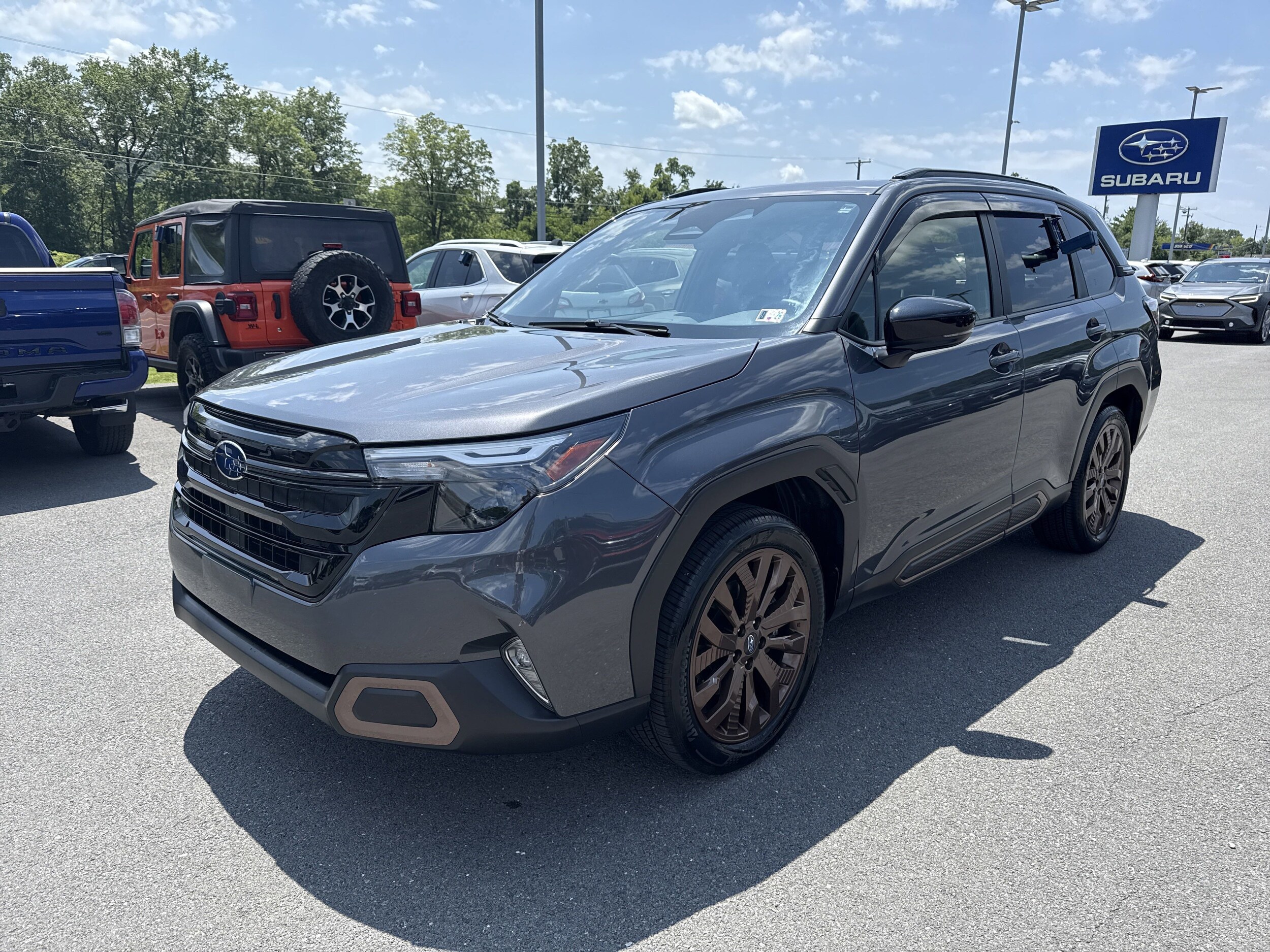 2025 Subaru Forester Sport photo 3