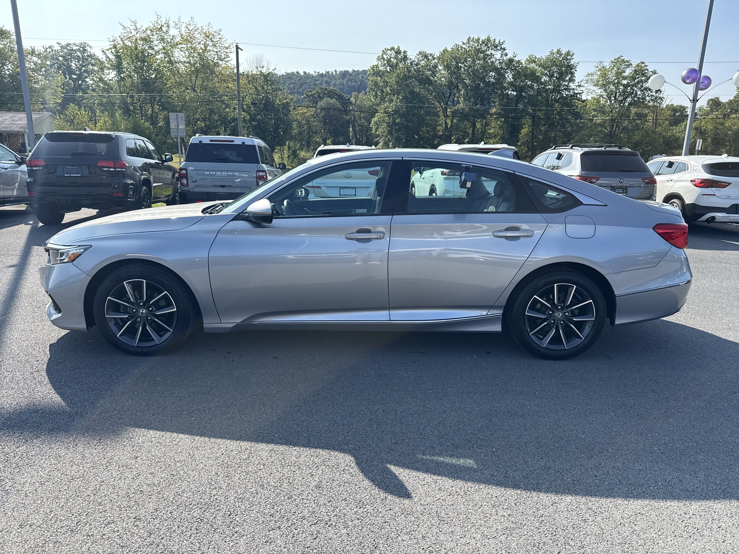 2022 Honda Accord EX-L photo 2