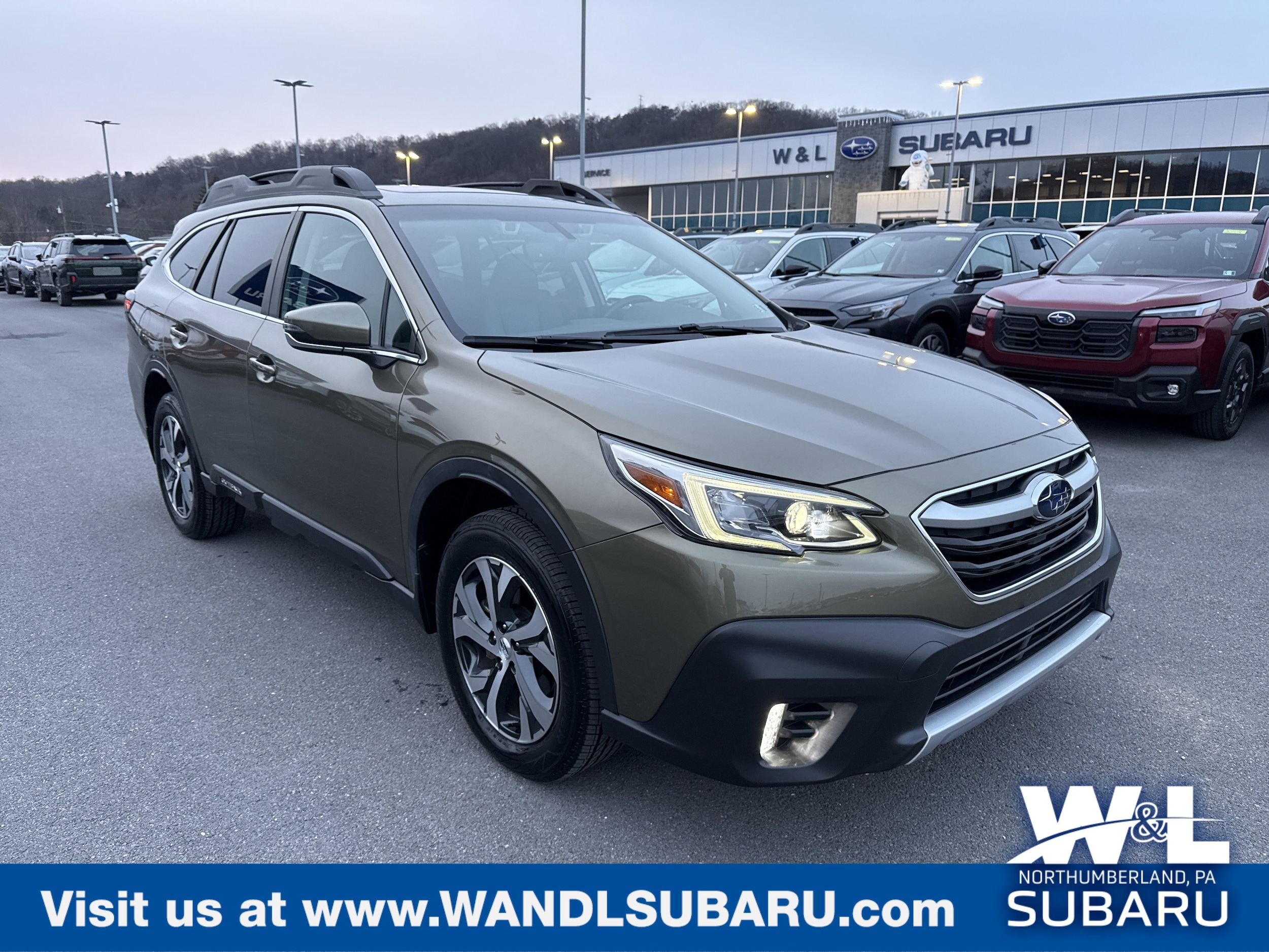 2022 Subaru Outback Limited's photo