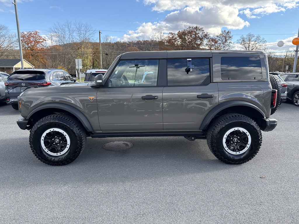 Used 2025 Ford Bronco Badlands SUV