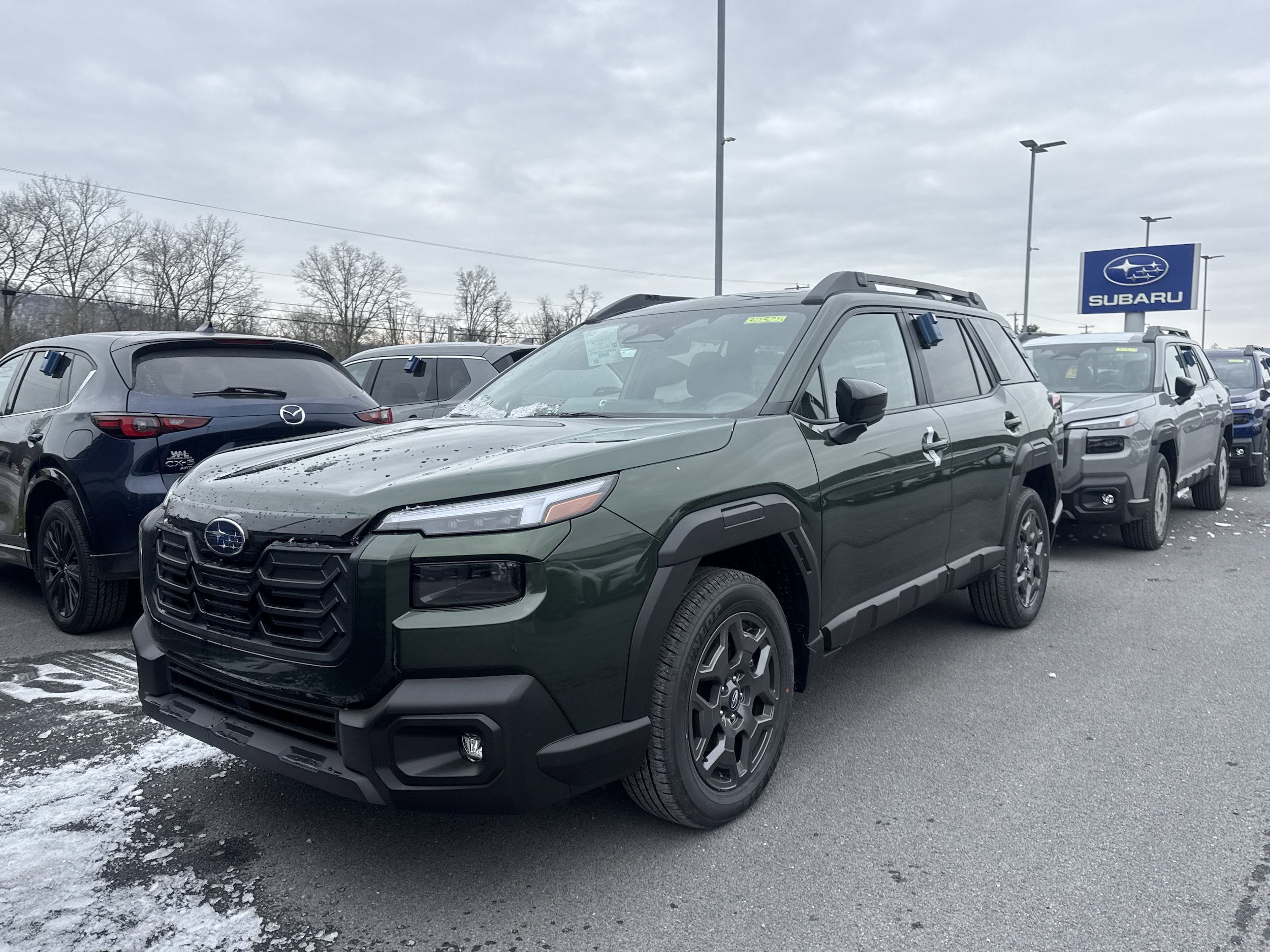 2026 Subaru Outback Premium's photo