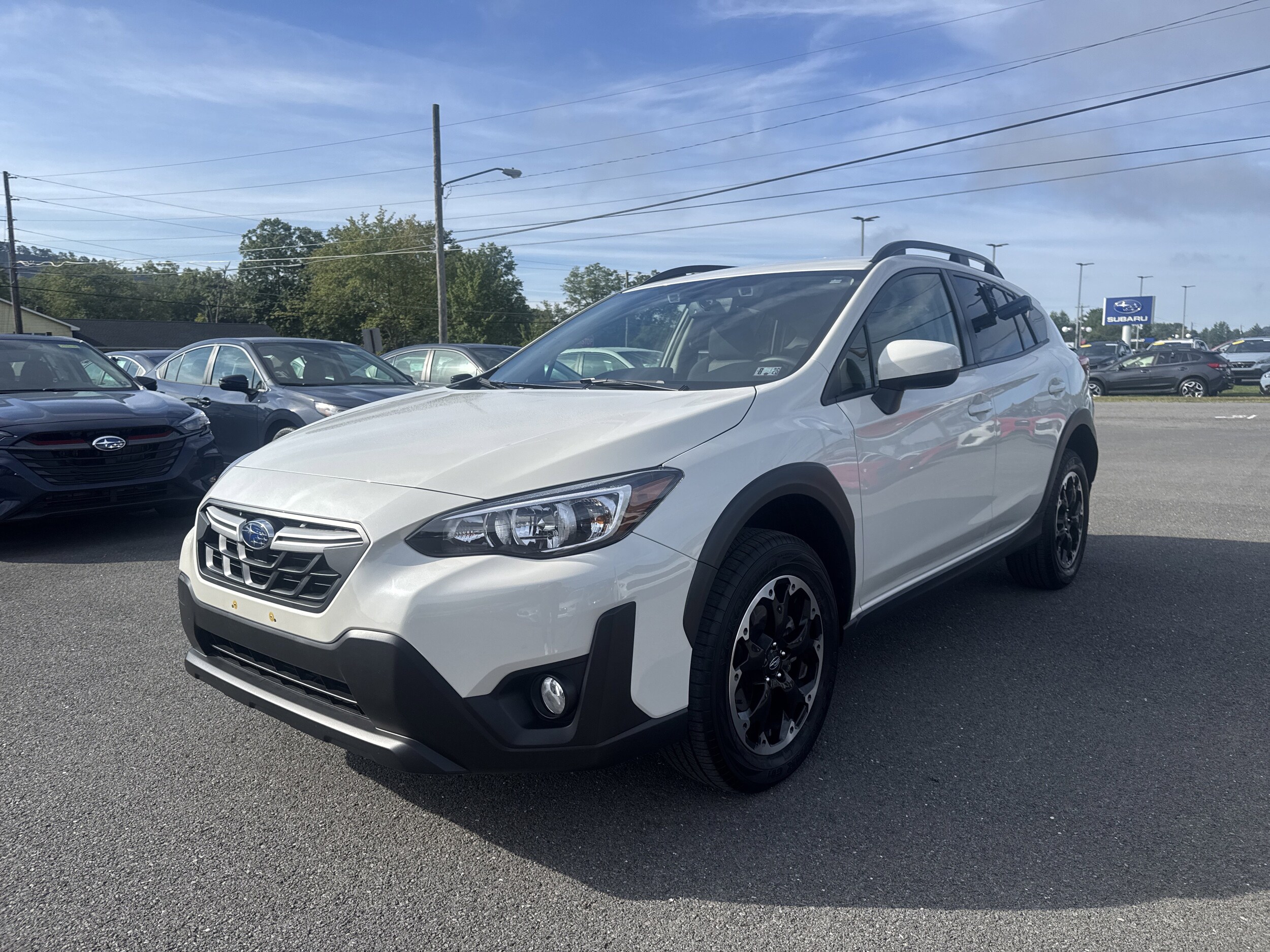 2023 Subaru Crosstrek Premium photo 2