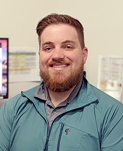 Staff member Andrew "Dutch" Gonsar from a5a5d1461ca1