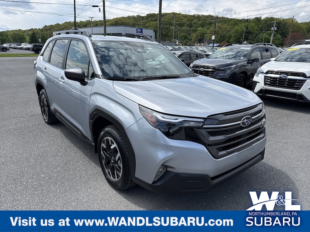 Used 2025 Subaru Forester Premium W BSD/Rcta/PRG SUV