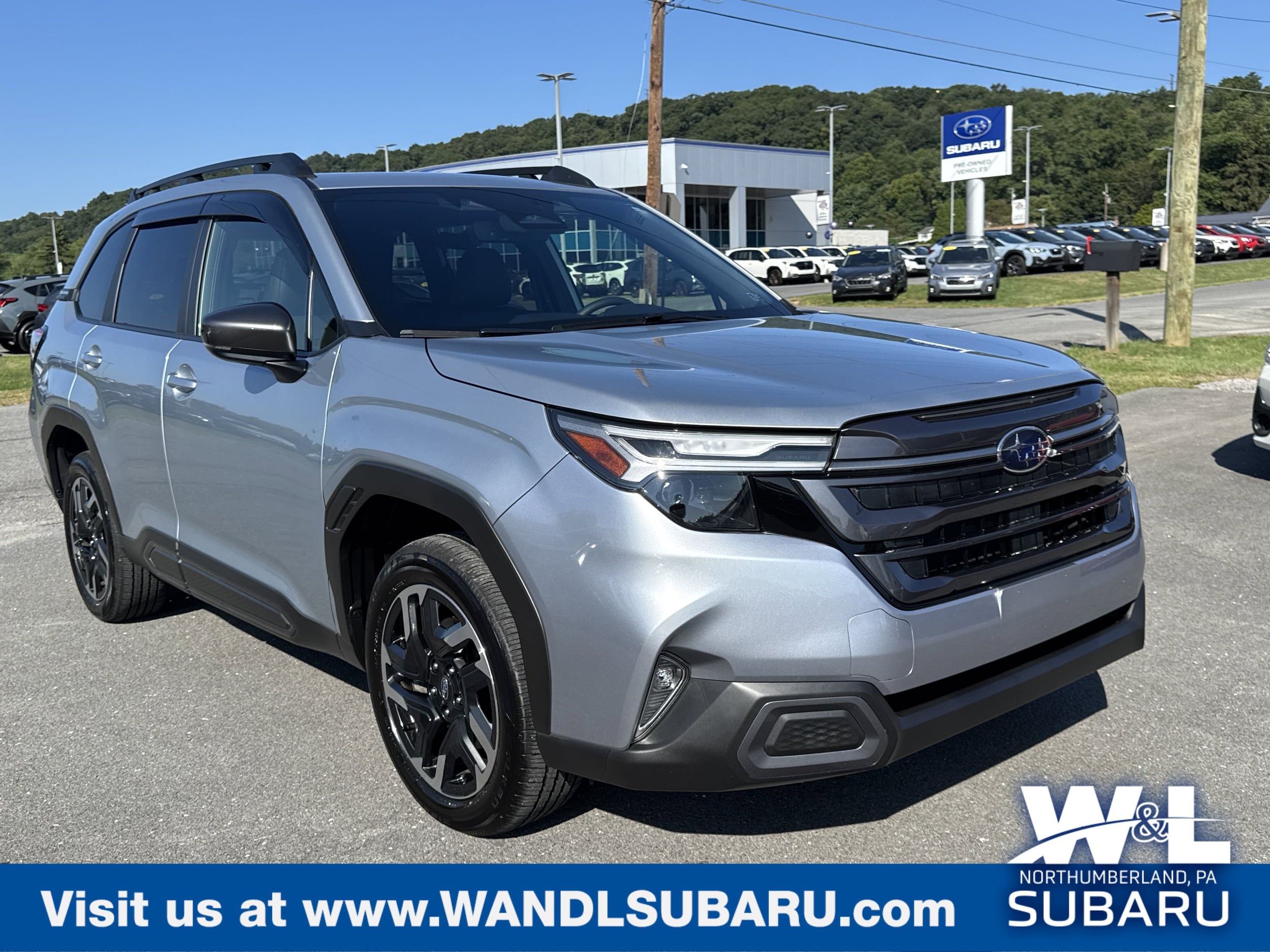 2025 Subaru Forester Limited's photo