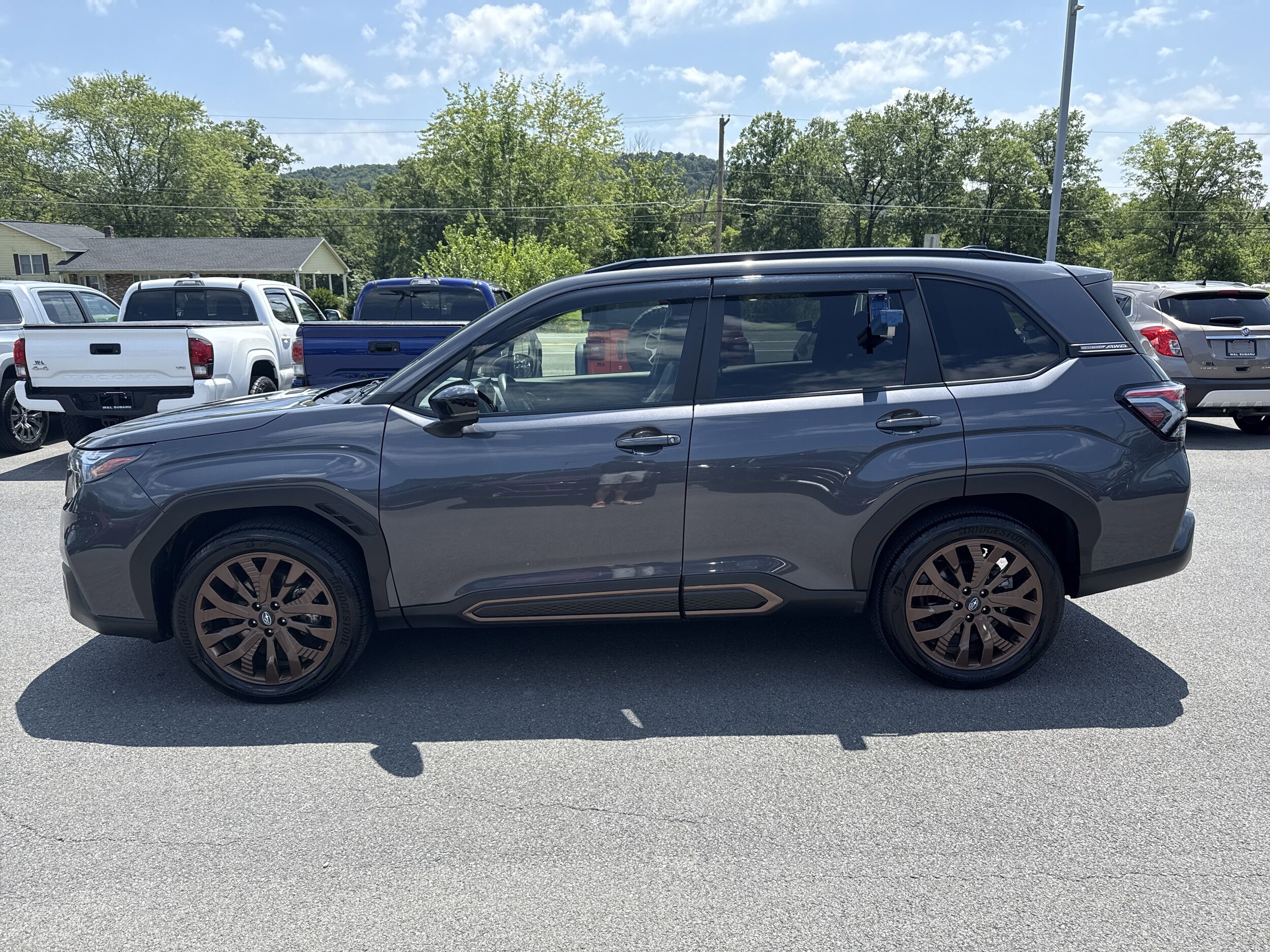 2025 Subaru Forester Sport photo 4