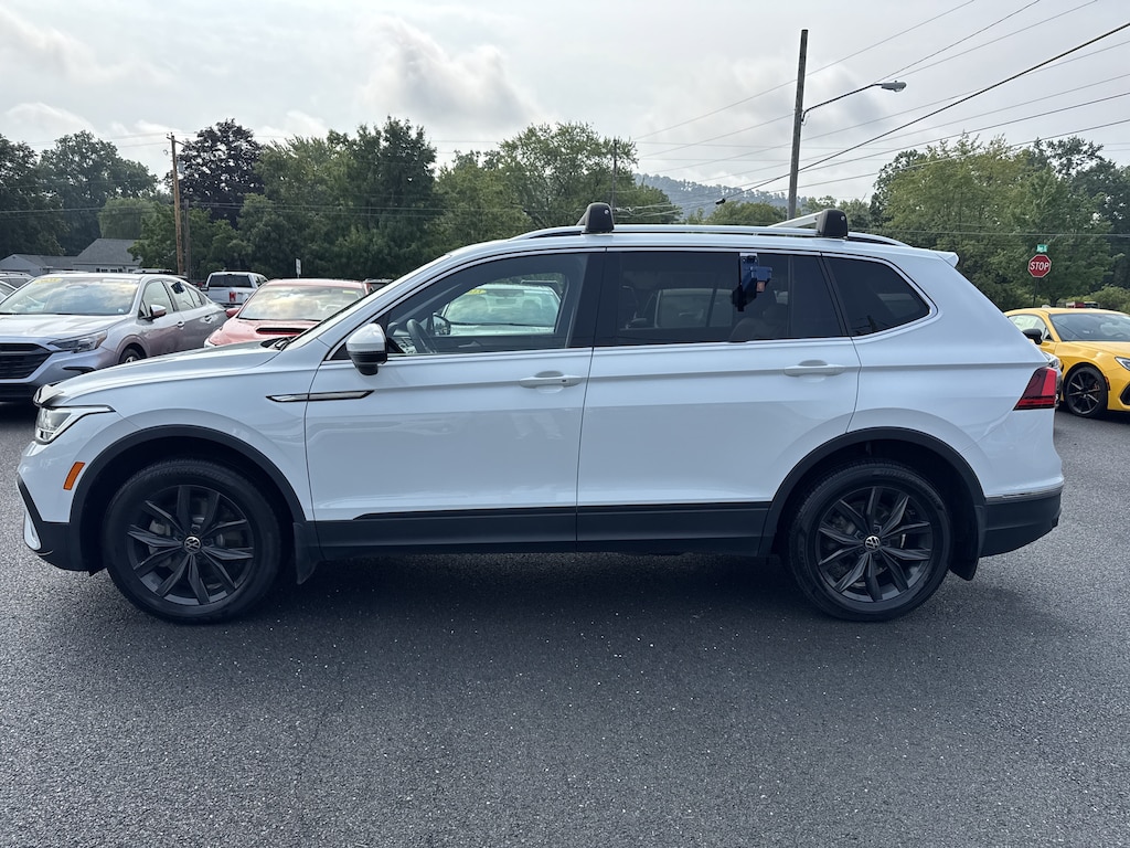 Used 2024 Volkswagen Tiguan SE SUV