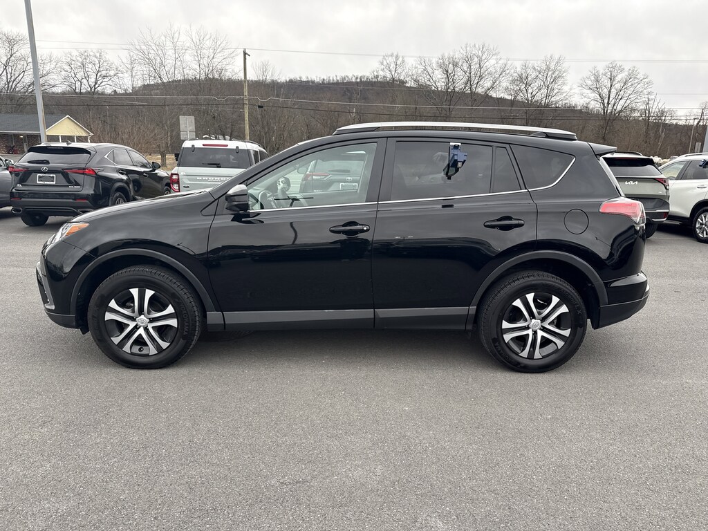 Used 2017 Toyota RAV4 LE SUV