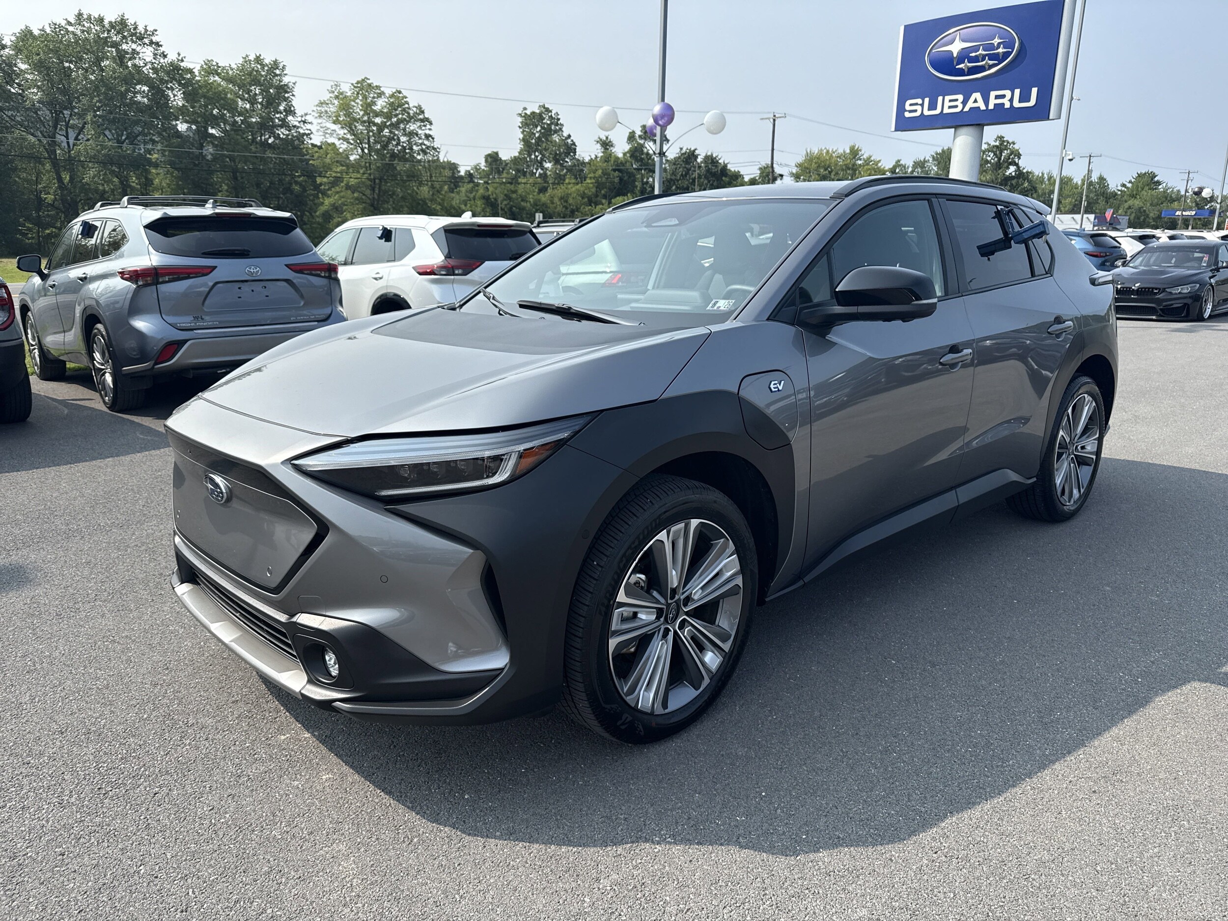 2024 Subaru Solterra Limited photo 3