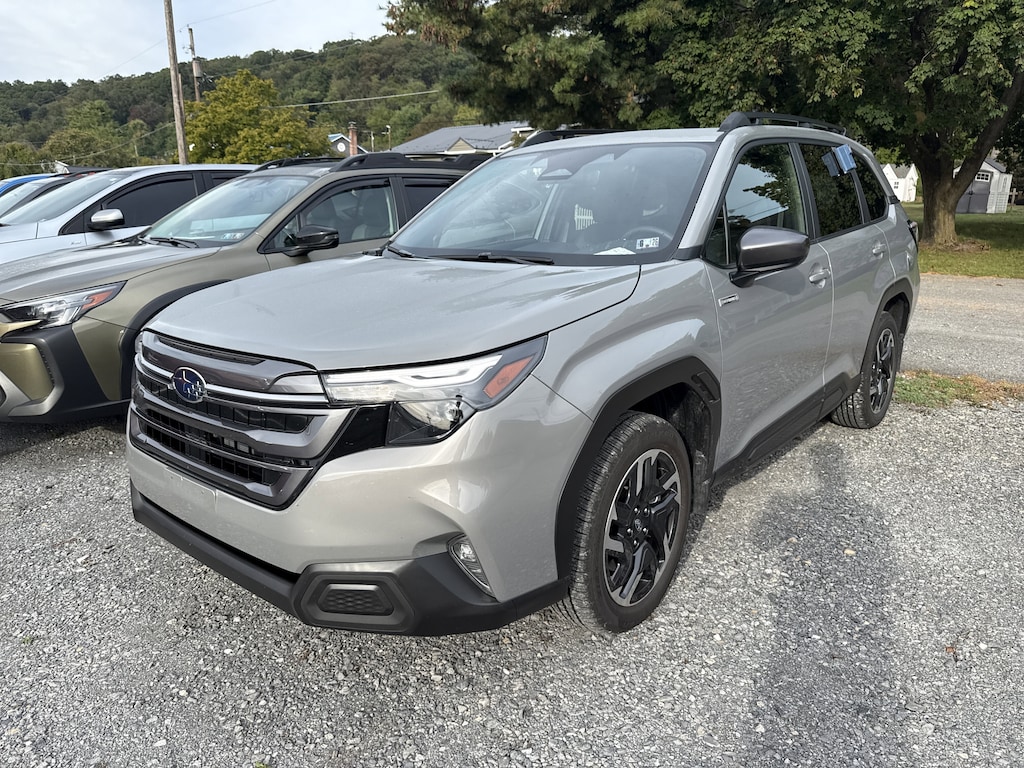 Certified 2025 Subaru Forester Premium Hybrid W/BSD/Rcta/PRG SUV
